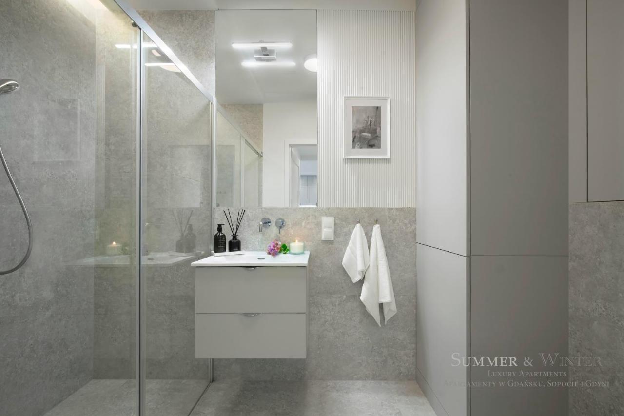Luxury Summerwinter Malczewskiego 86 M 12 Gdansk, Parking Podziemny Na Pilota Apartament *