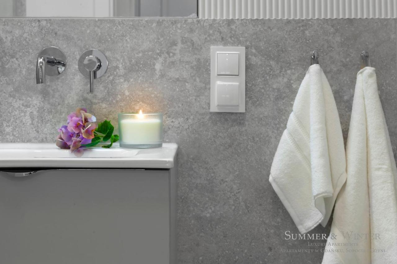 Luxury Summerwinter Malczewskiego 86 M 12 Gdansk, Parking Podziemny Na Pilota Apartament *